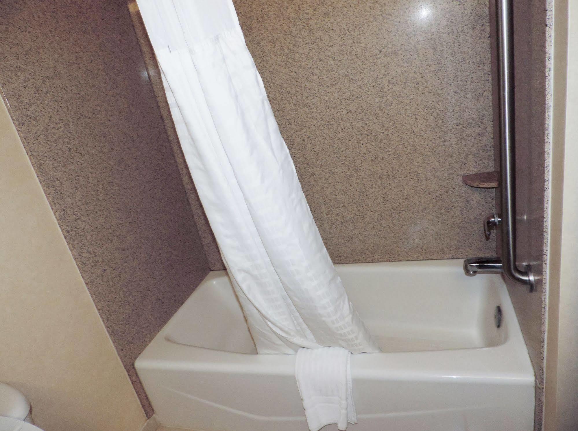 Hotel Comfort & Rawlins