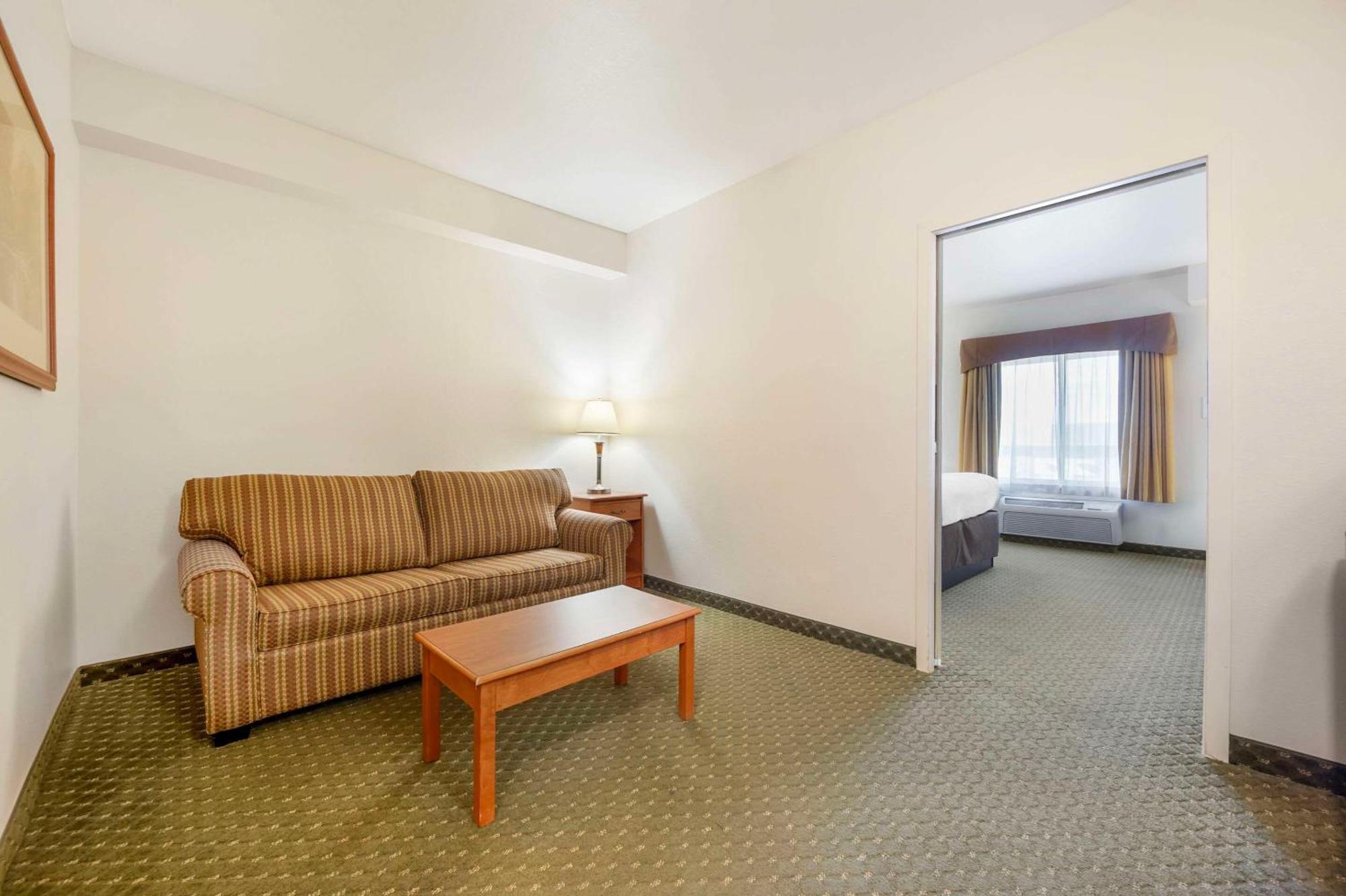 Comfort & Hotel 3*