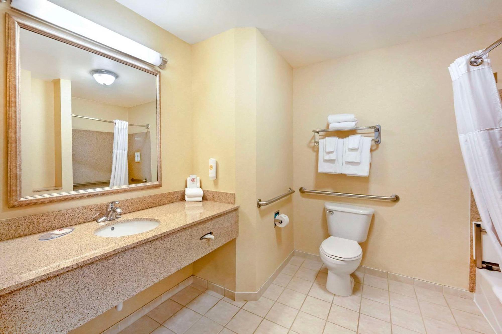 Comfort & Hotel 3*